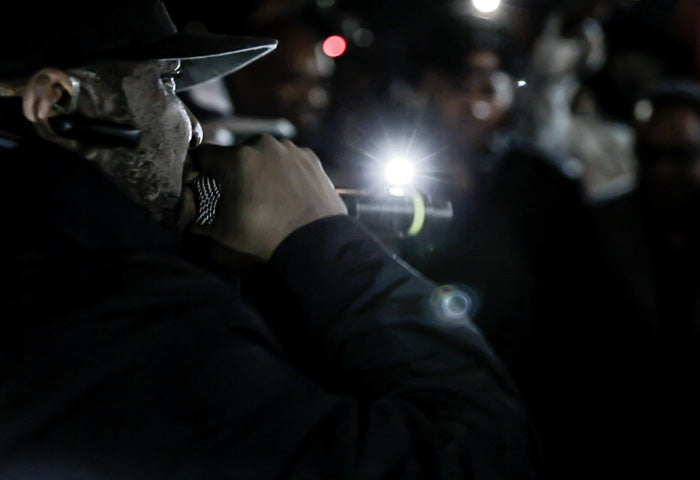 Kool G Rap performing before crowd